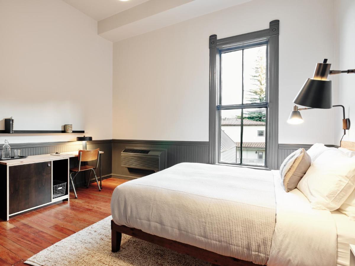 Thatcher Hotel Hopland Экстерьер фото